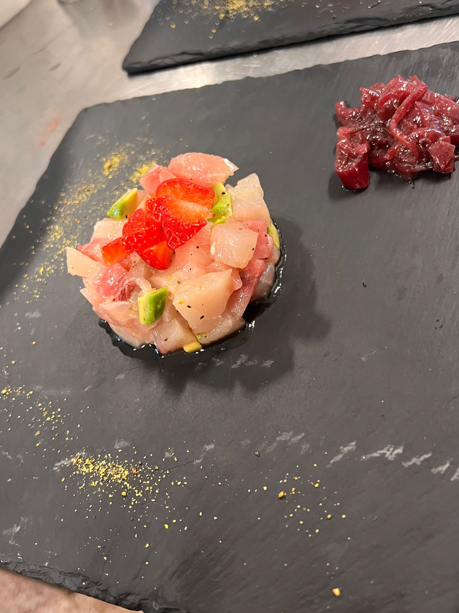 Tartare di pesce fresco al Ristorante Pizzeria Panorama